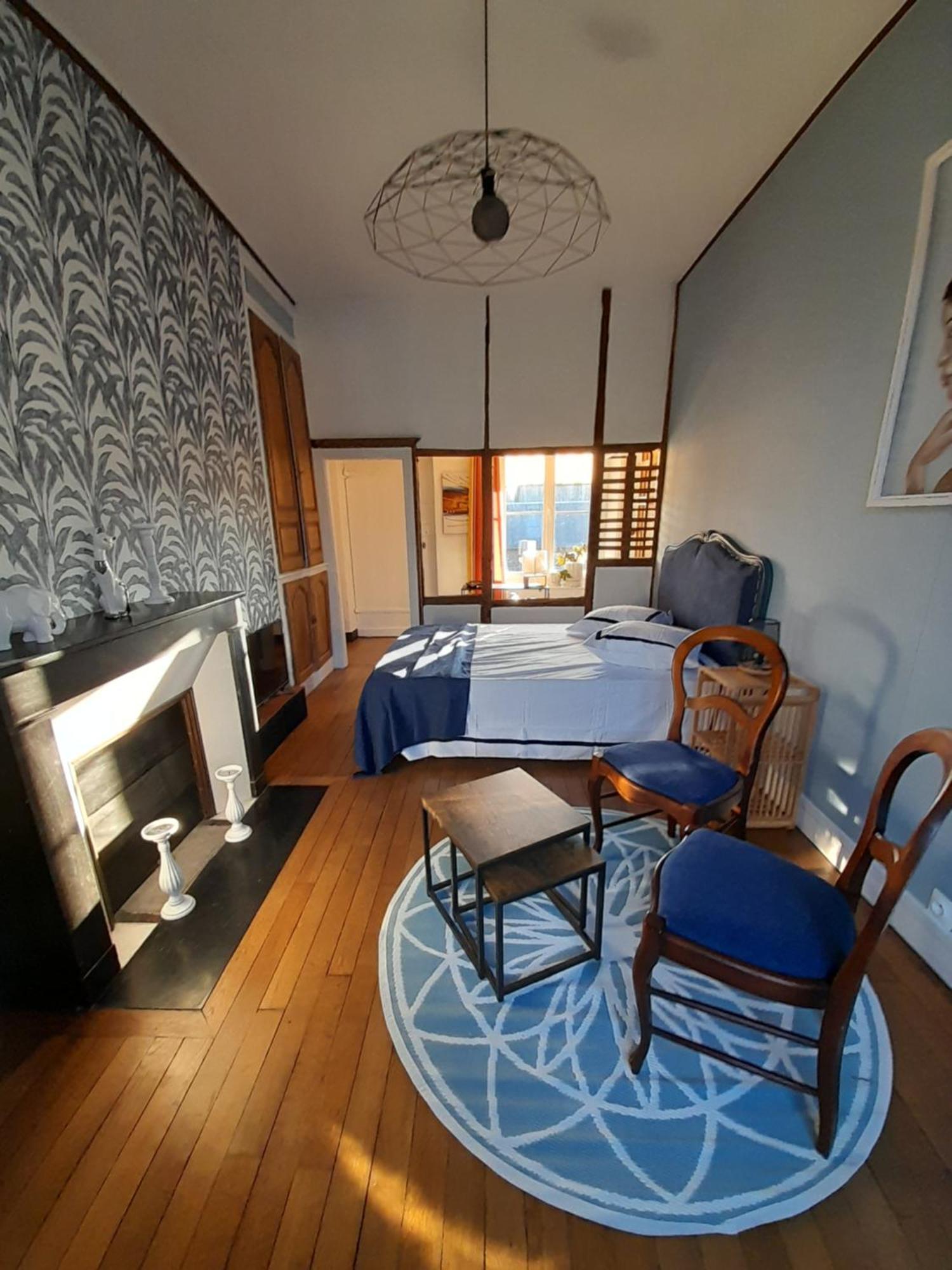 La Coloc Bed & Breakfast Gournay-en-Bray Exterior photo